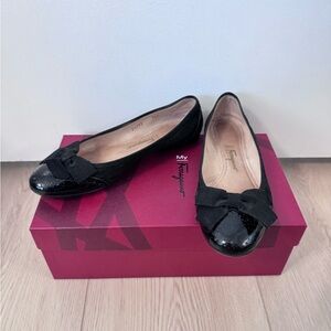 Salvatore Ferragamo Bow Flats